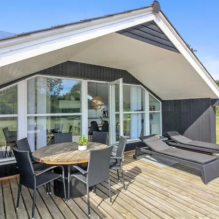Harmen - 1-1km From The Sea By Interhome 別荘